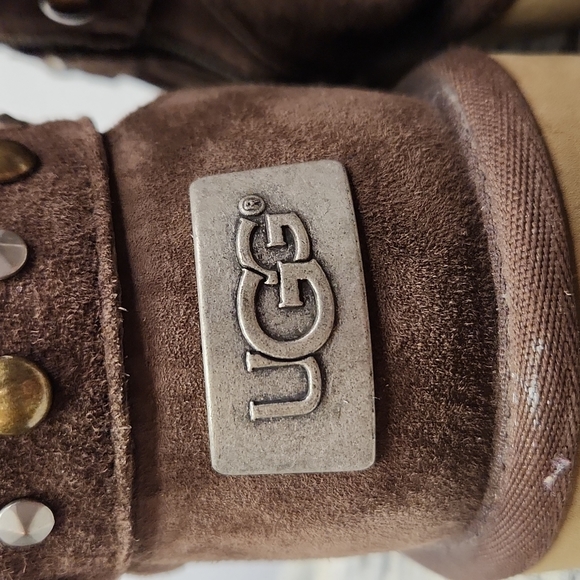 UGG Brown Boots - Picture 12 of 14